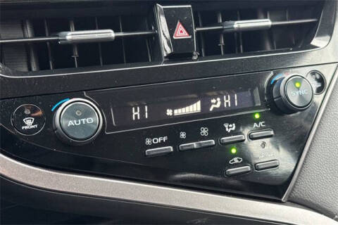 2021 Toyota Camry Hybrid XLE