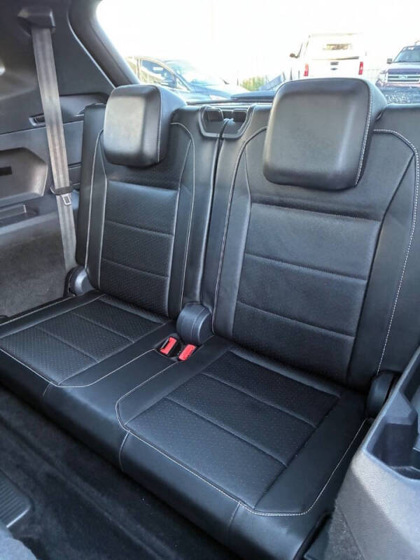 2021 Volkswagen Tiguan SE R-Line Black