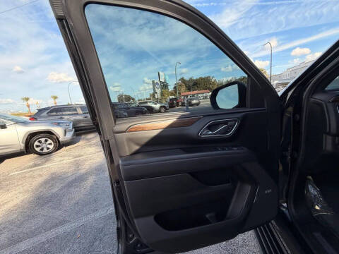 2023 Chevrolet Suburban High Country