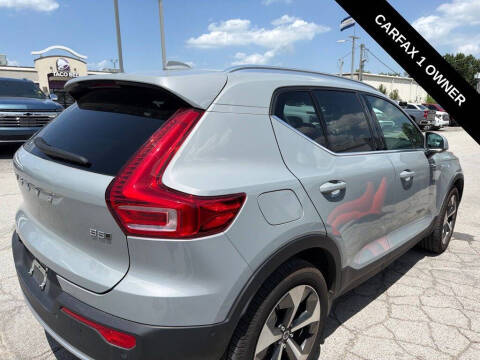 2024 Volvo XC40 B5 Plus Bright Theme
