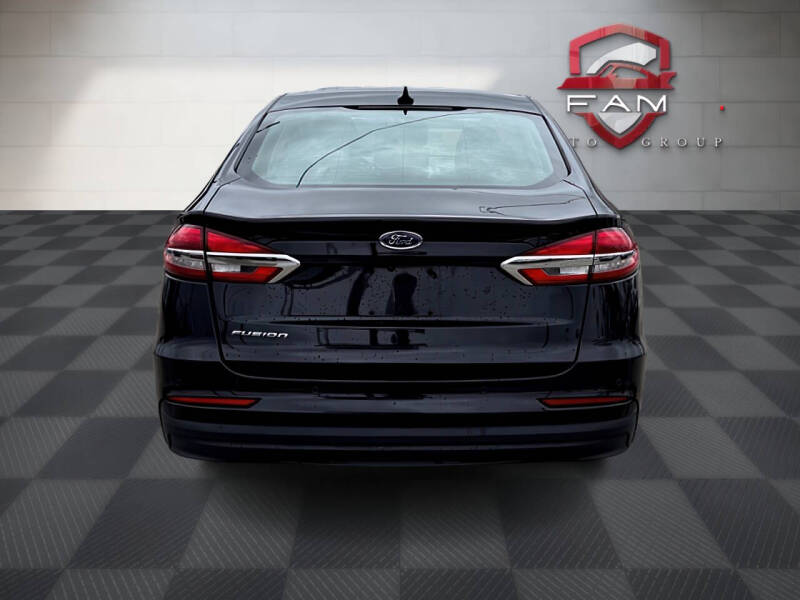 2020 Ford Fusion SE