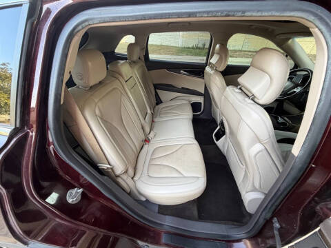 2019 Lincoln Nautilus Reserve