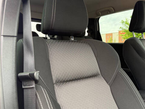2022 Mitsubishi Outlander ES
