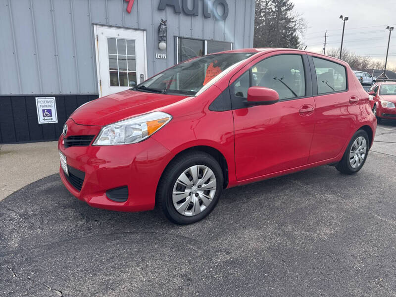2013 Toyota Yaris LE