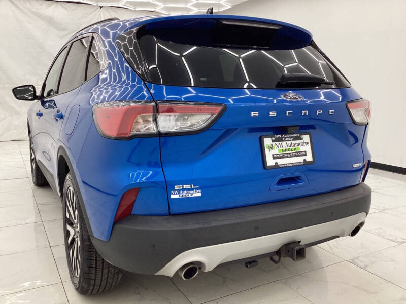 2020 Ford Escape SEL