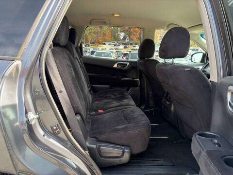 2014 Nissan Pathfinder SV