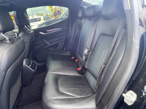 2018 Maserati Ghibli