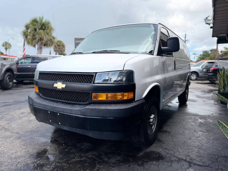 2020 Chevrolet Express 2500