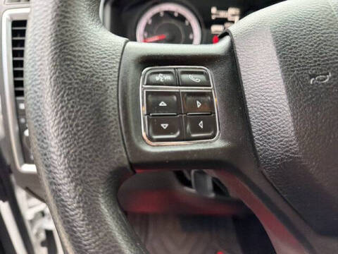 2020 RAM 1500 Classic SLT