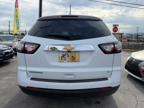 2017 Chevrolet Traverse LT