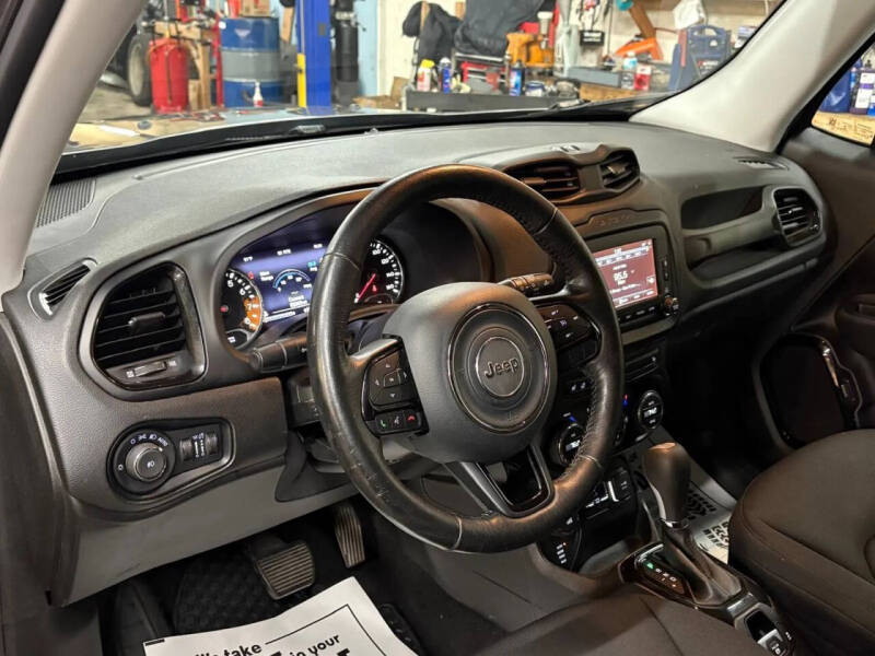 2017 Jeep Renegade Altitude