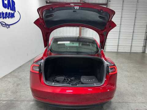 2019 Tesla Model 3 Mid Range