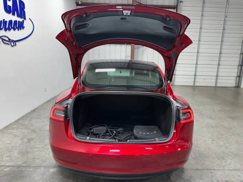 2019 Tesla Model 3 Mid Range