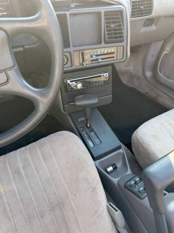 1994 Pontiac Sunbird LE