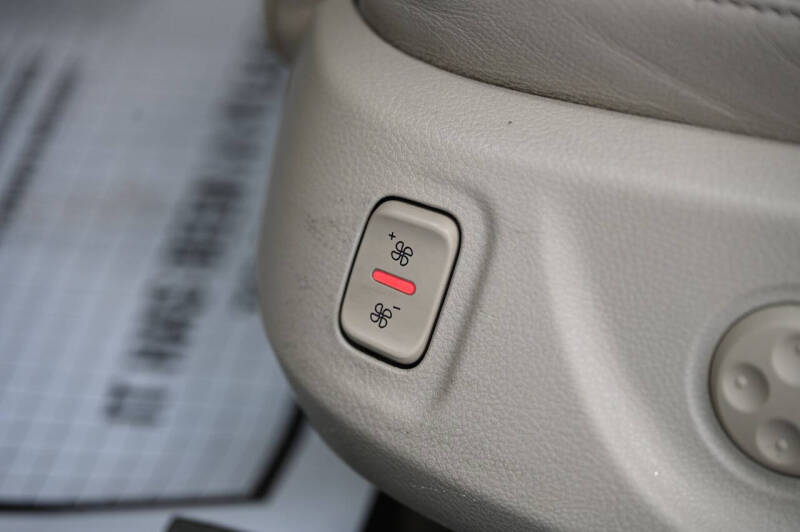 2011 Audi A5 2.0T quattro Prestige