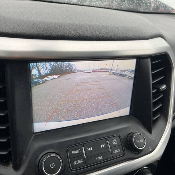 2018 GMC Acadia SLE-2