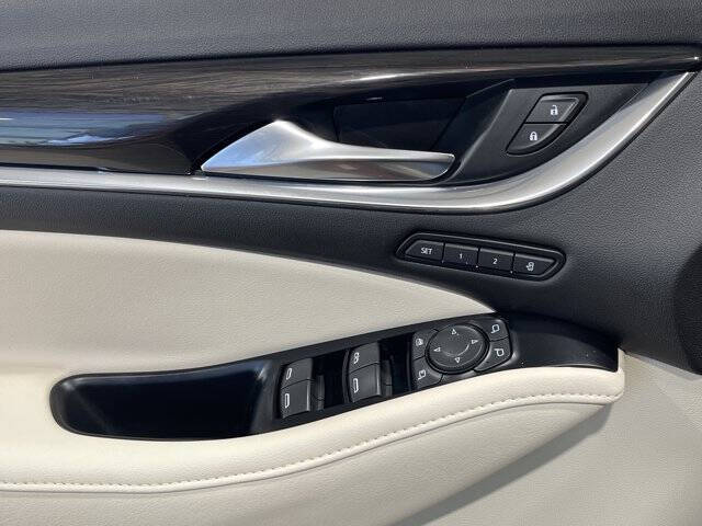 2023 Buick Enclave Premium