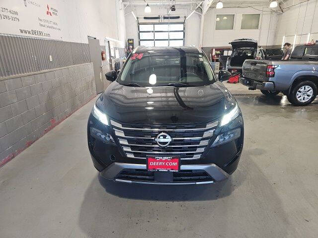 2024 Nissan Rogue SL