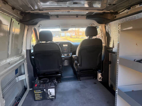 2016 Mercedes-Benz Metris