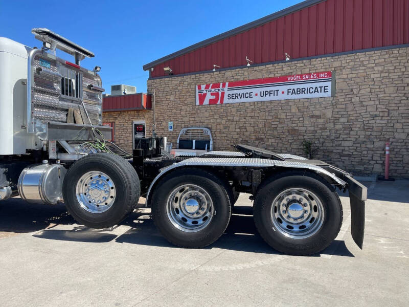 2014 Peterbilt 388