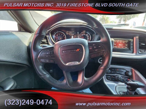 2017 Dodge Challenger SXT