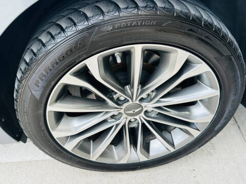 2015 Hyundai Genesis