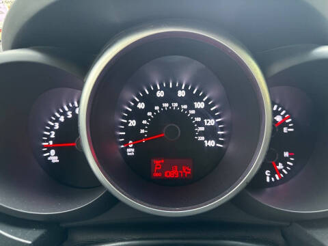 2012 Kia Soul +