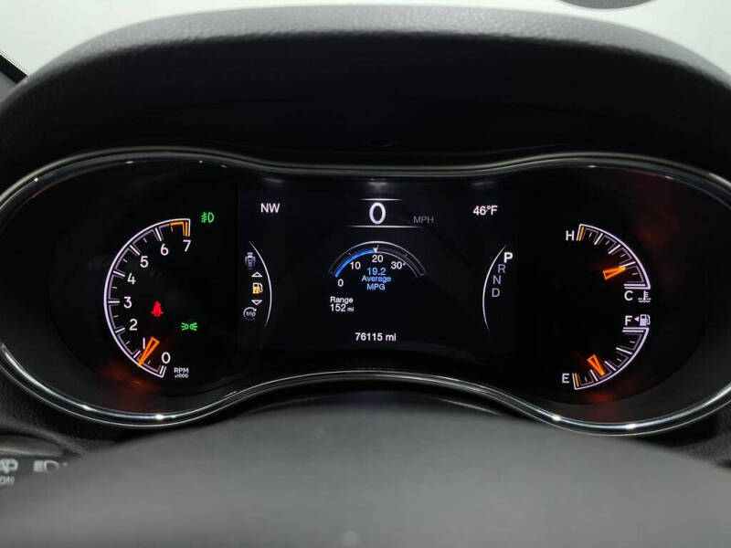 2020 Jeep Grand Cherokee Laredo