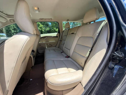 2013 Volvo XC70