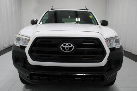 2017 Toyota Tacoma SR