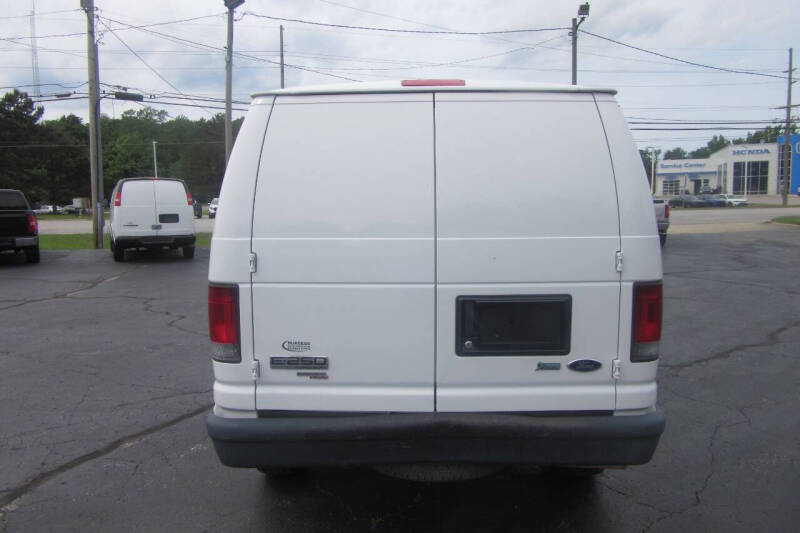 2012 Ford E-Series E-250