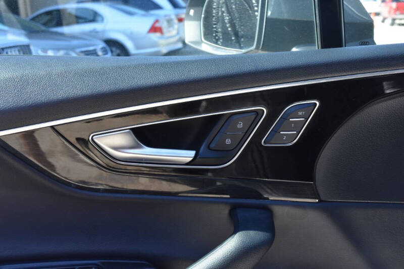 2017 Audi Q7 2.0T quattro Premium