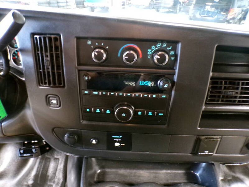 2017 Chevrolet Express 2500