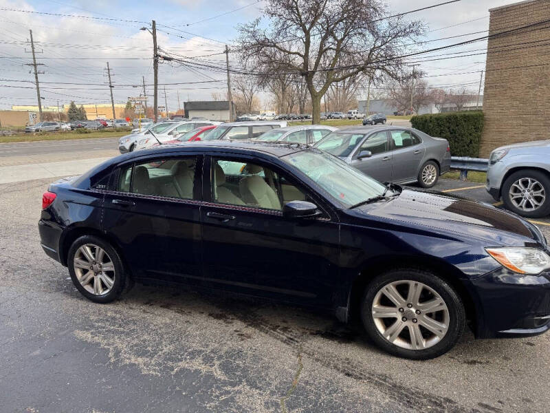 2011 Chrysler 200 Touring