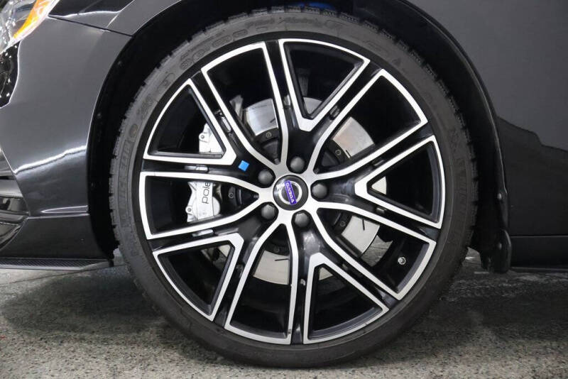 2018 Volvo V60 T6 Polestar