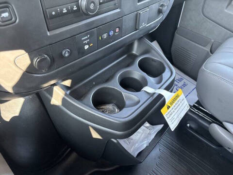 2025 Chevrolet Express 2500