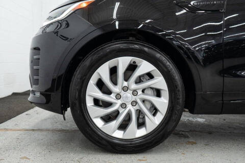 2023 Land Rover Discovery P300 S R-Dynamic