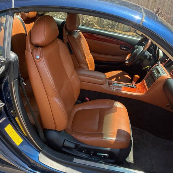 2004 Lexus SC 430