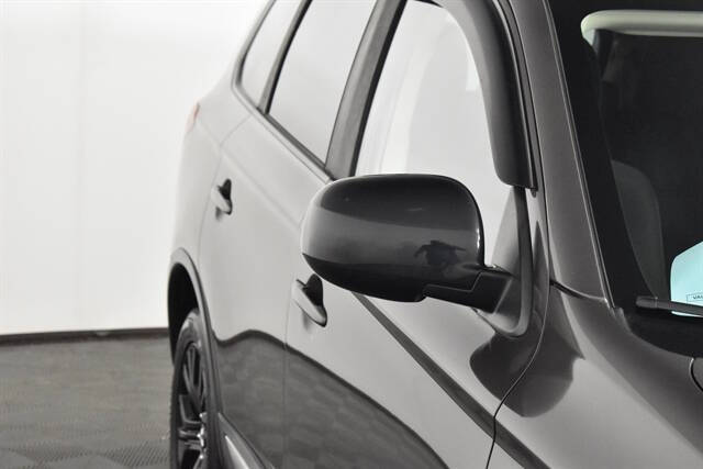 2018 Mitsubishi Outlander ES