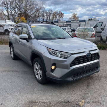 2019 Toyota RAV4 Hybrid XLE