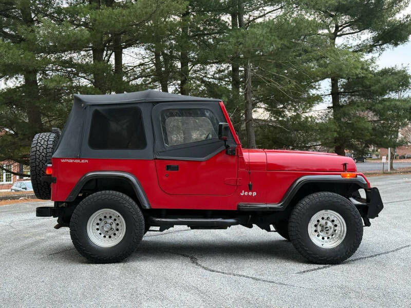 1995 Jeep Wrangler / YJ null photo 12