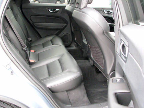 2023 Volvo XC60 B5 Core