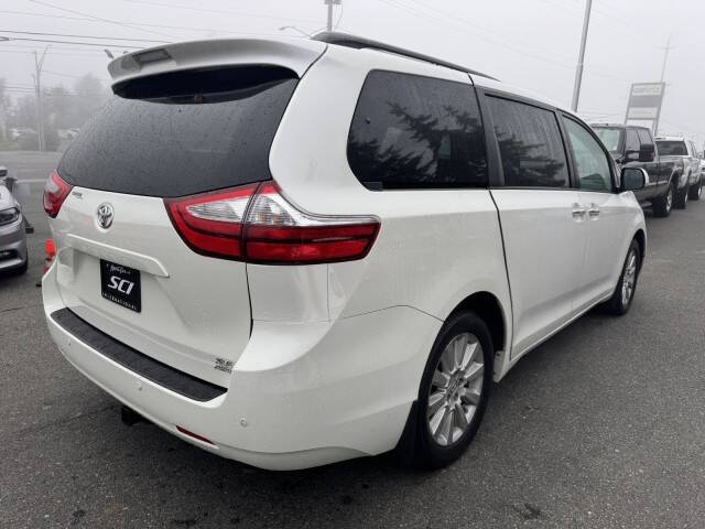 2015 Toyota Sienna