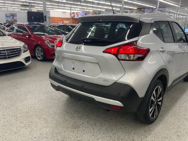 2020 Nissan Kicks SR
