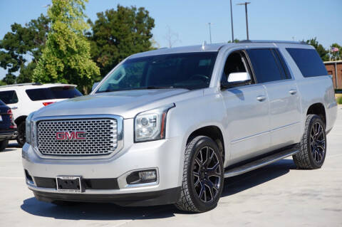 2017 GMC Yukon XL for sale at Sacramento Luxury Motors in Rancho Cordova CA