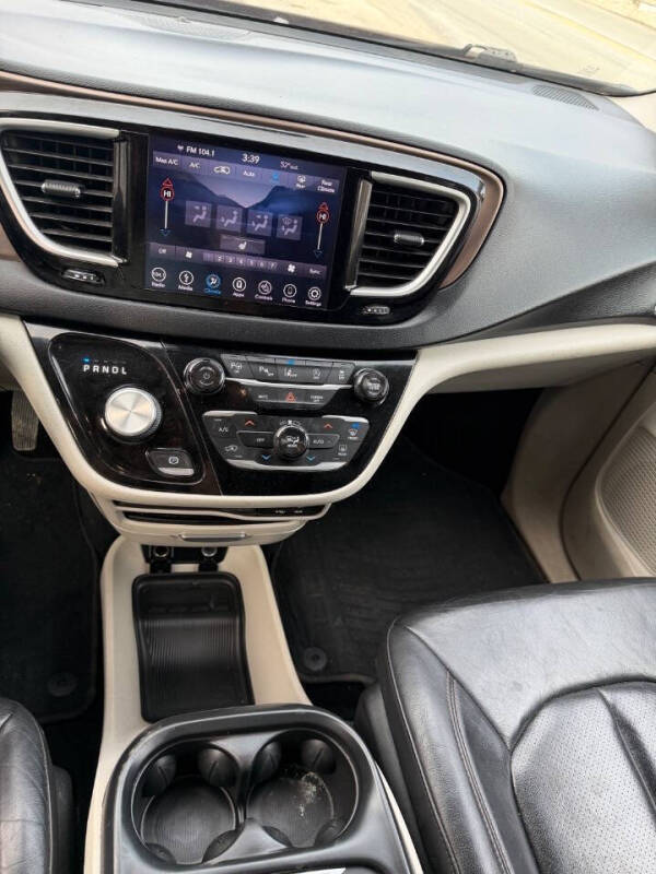 2018 Chrysler Pacifica Touring L