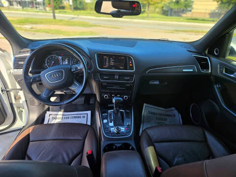 2016 Audi Q5 2.0T quattro Premium Plus