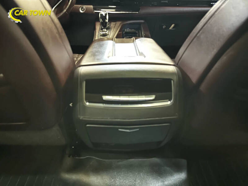 2022 Cadillac Escalade ESV Premium Luxury Platinum