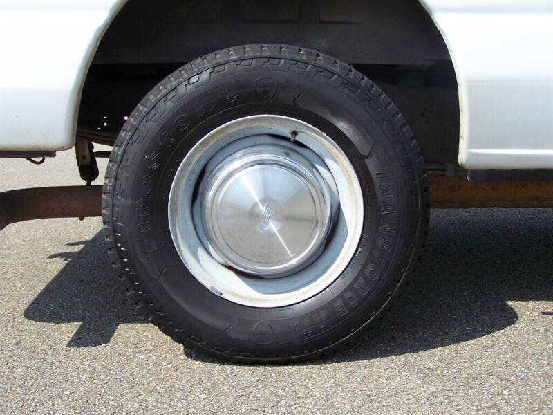 2005 Ford E-Series E-350 SD