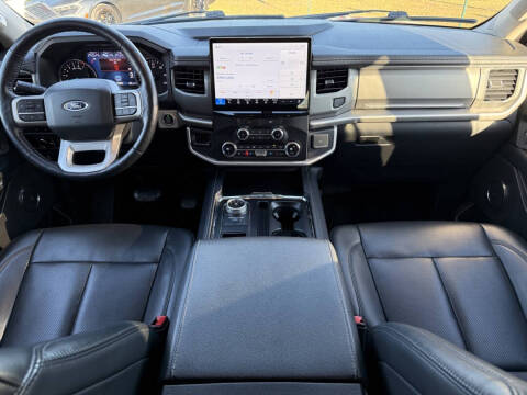 2023 Ford Expedition MAX XLT